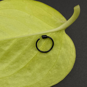 Black Nose Ring (8mm)